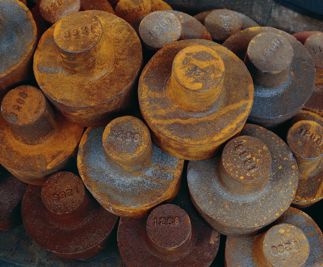 Oxigeno gaseosoaren aplikazioak ugari dira burdinaren eta <br />altzairuaren produkzioan