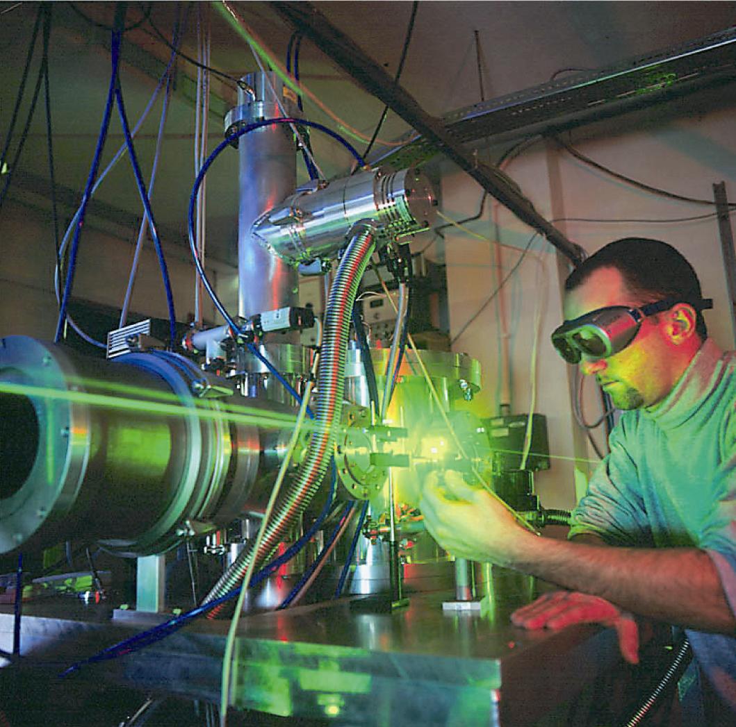 Laserra arlo anitzetan erabiltzen da zientzian, teknologian eta industrian
